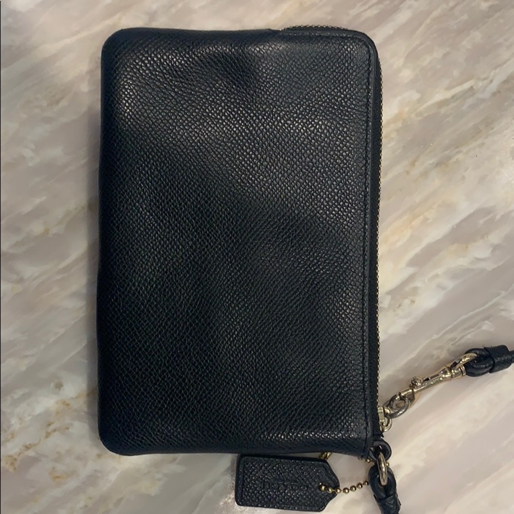 Coach Wristlet - Picture 2 of 8